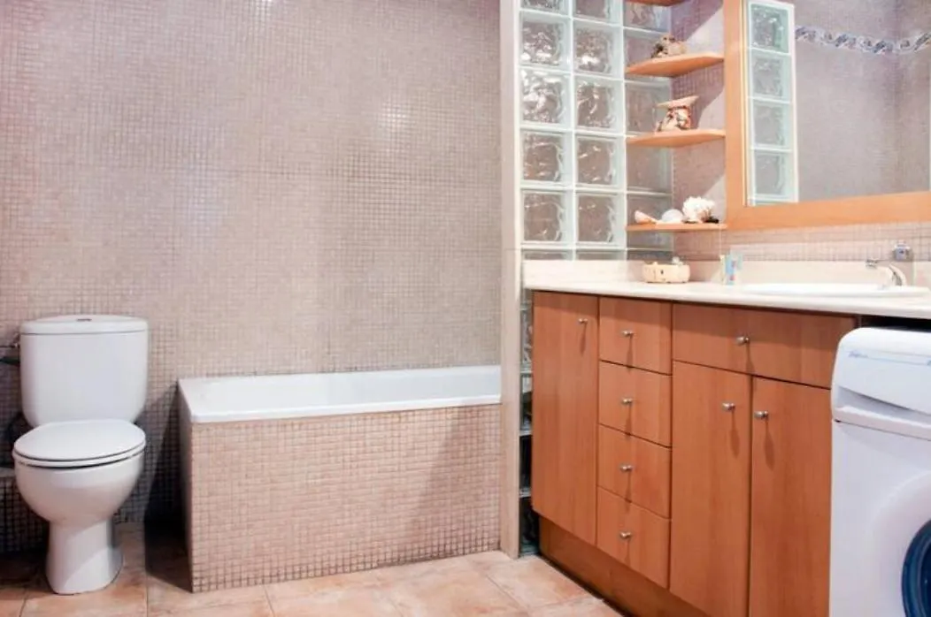 Bbarcelonapartment Acogedor, Tranquilo Con Balcon Lejlighed